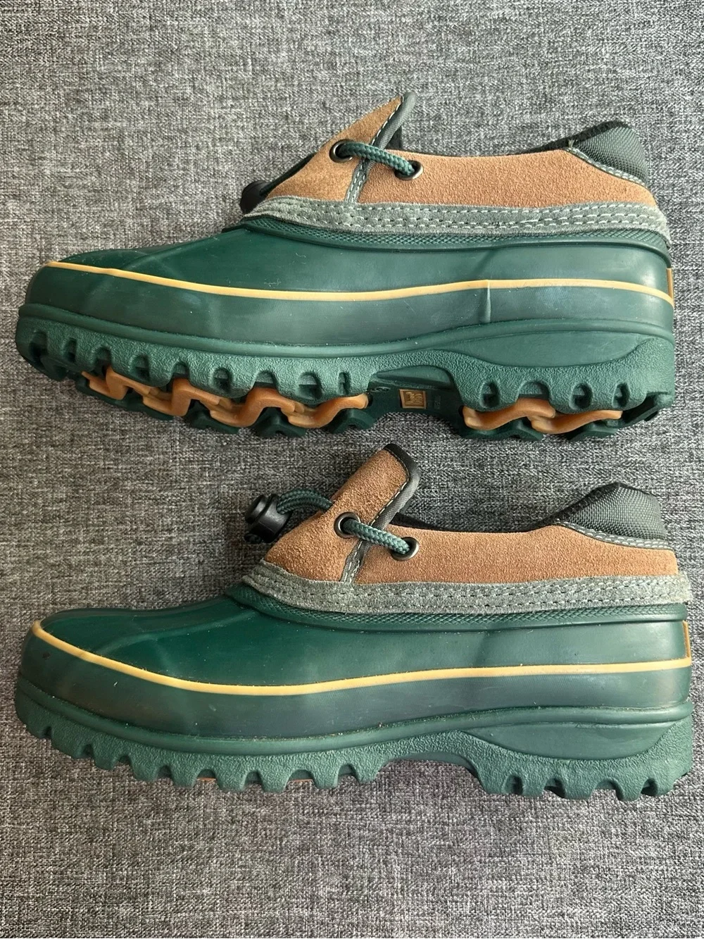 NWT VTG Bass Women’s Benzy Duck Boots Waterproof Thermolite Shoes Green 3896 6